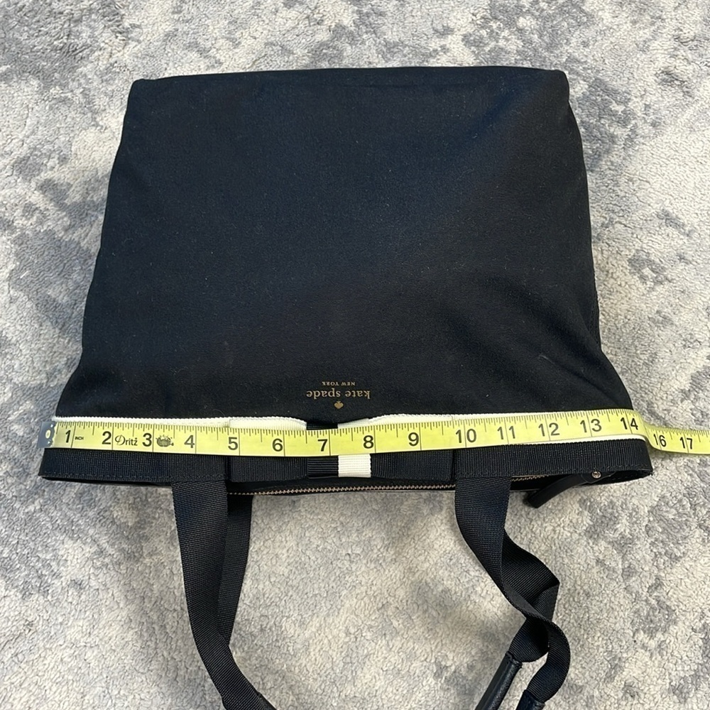 Kate Spade Barrow Street Tote Bag Bow Accent Zip Top Black White Classic - Picture 11 of 17